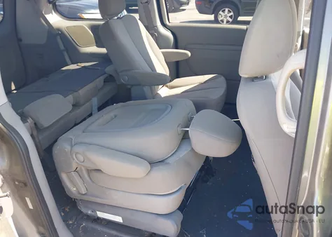 2012 Kia Sedona Lx z USA, uszkodzony, nr VIN KNDMG4C79C6427241